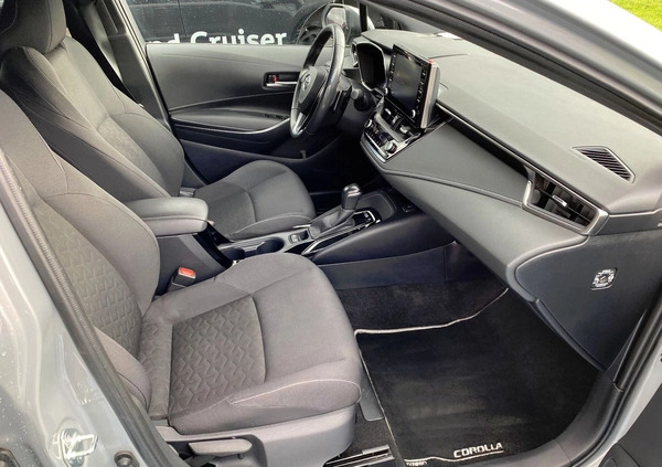 Toyota Corolla cena 93900 przebieg: 153063, rok produkcji 2020 z Kwidzyn małe 232